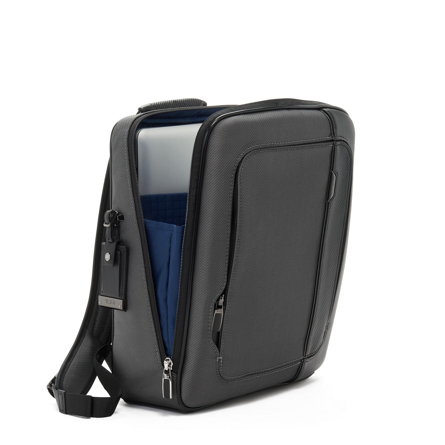 tumi arrive backpack - Arriv Barker Laptop - 15 Inch Computer Bag for Men and Women The back panel incorporates ergonomic padding and breathable mesh for comfortable carrying during extended use TUMI Alpha Brief Pack Black